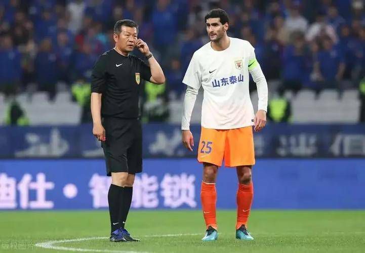 禁亲女爽浪骚乱h小喜